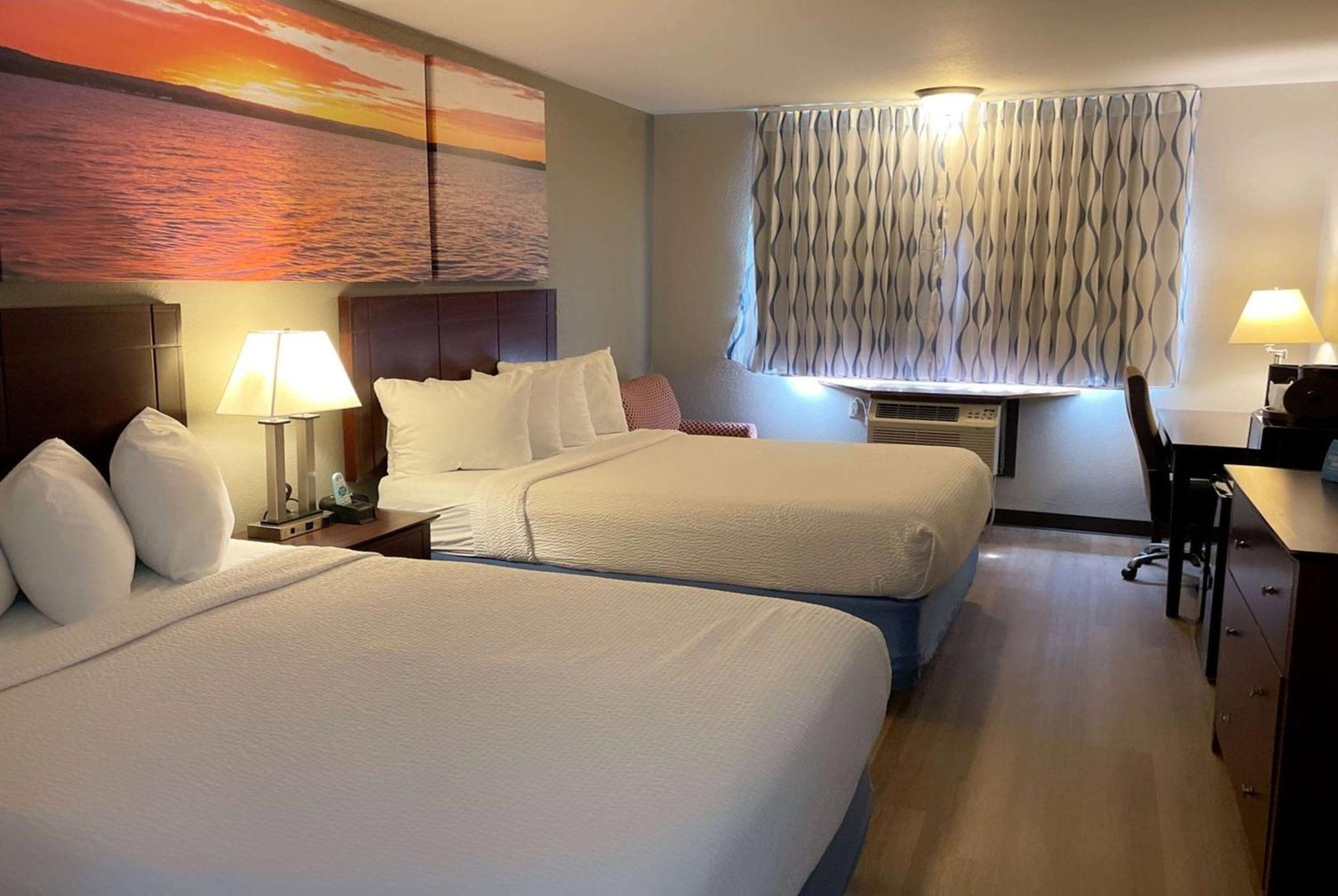 Days Inn & Suites By Wyndham Stevens Point Exteriör bild
